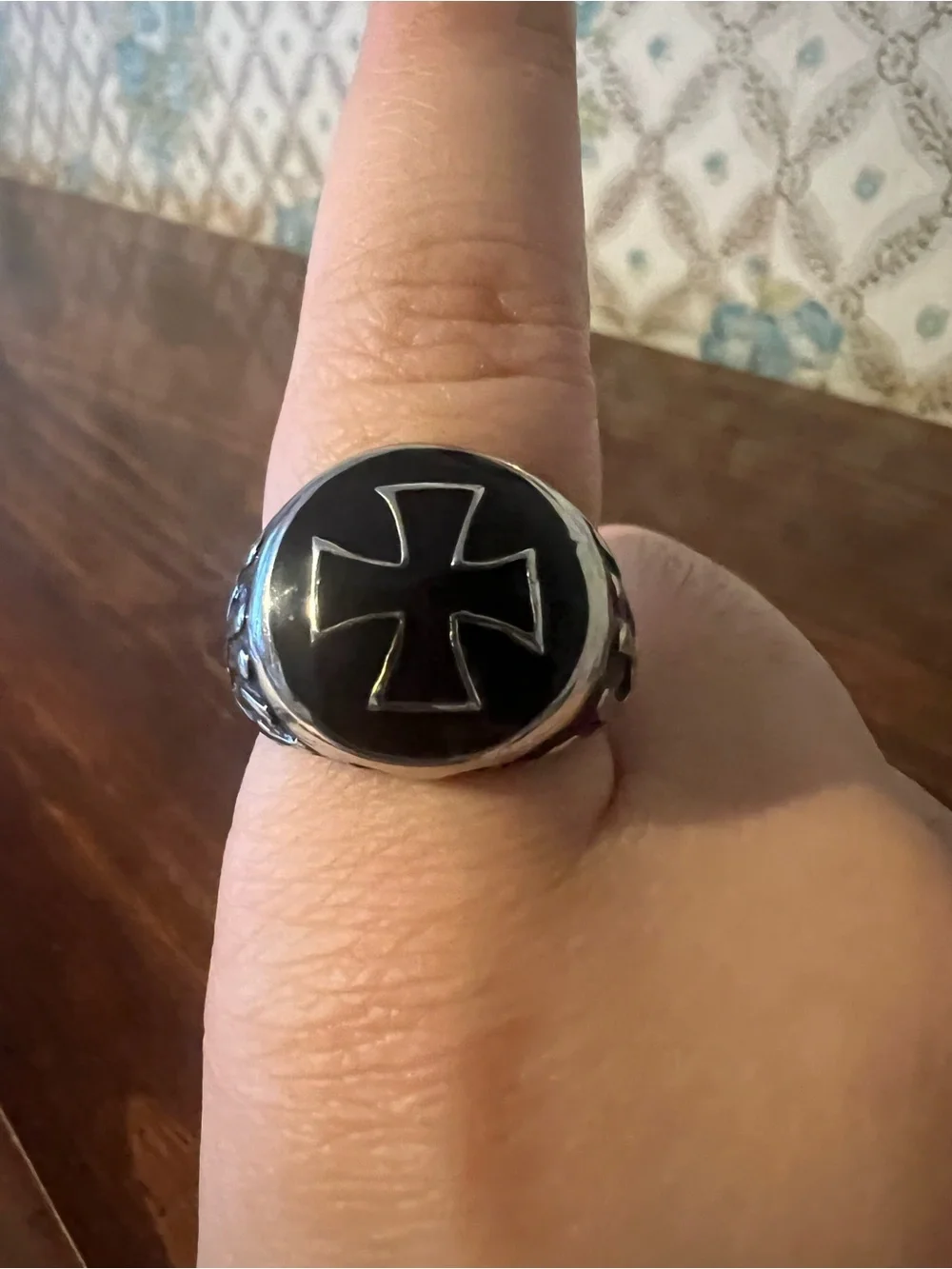 ⁠† Teutonic Templar Iron Cross Pattée Silver Ring - Black Enamel⁠
